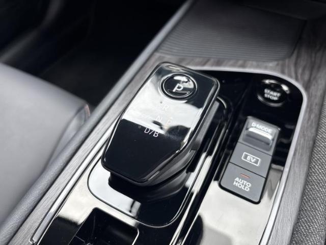 ニッサン オーラ G90シュウネンキネンシャ 2025 sat-0065614-16