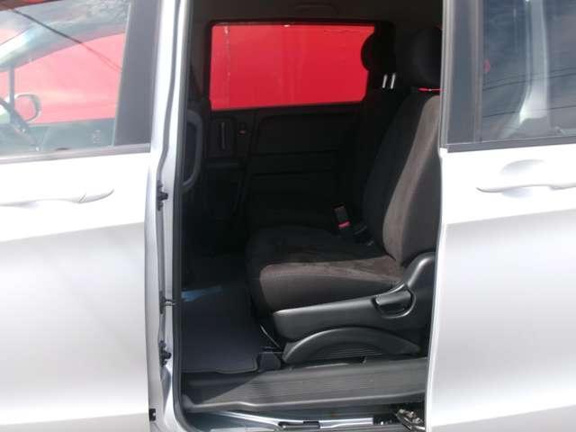 ホンダ フリード 1.5 X Wheelchair-accessible vehicle, 2-row seating type 2015 sat-0068212-9