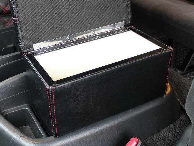 トヨタ ハイエース ワゴン Grand Cabin 2011 sat-0067760-12