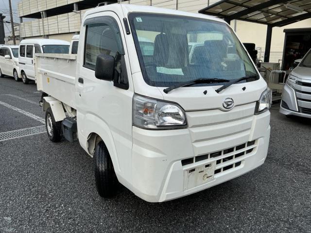 Main car image