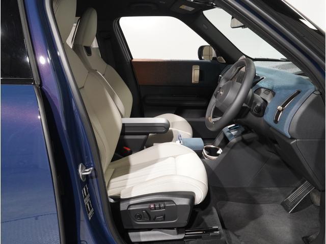 ミニ ミニ カントリーマンＤ　フェイバード・トリム 2026 sat-0067947-11