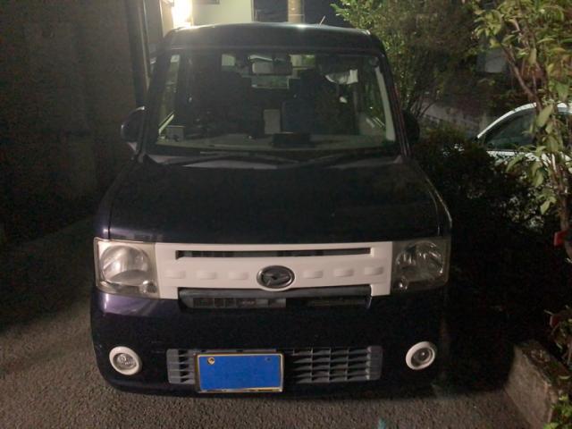 Main car image