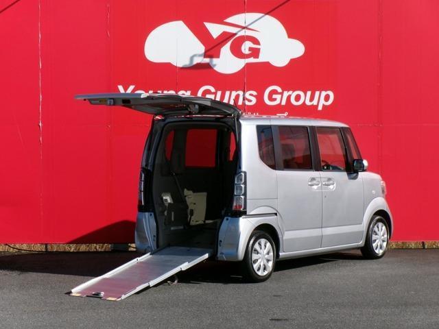 Main car image