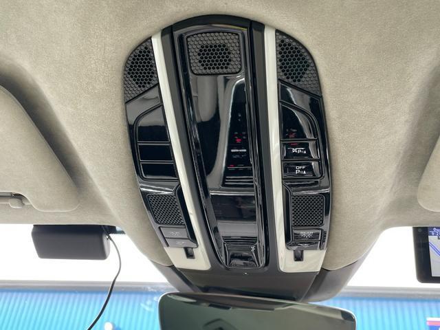 ポルシェ パナメーラ Turbo 2019 sat-0067777-17