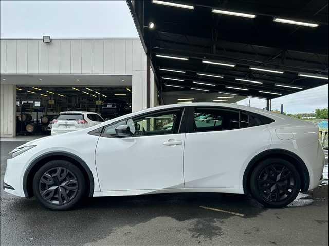 トヨタ プリウス X 2023 sat-0067435-16