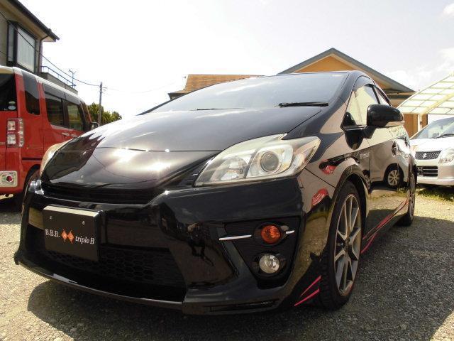 Main car image