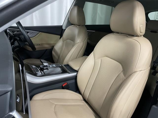 アウディ Q8 55TFSIクワトロ デビューパッケージラグジュアリ 2020 sat-0068262-5
