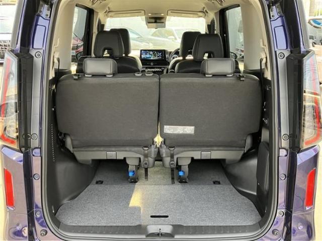 ニッサン セレナ E-PowerLuxion 2024 sat-0066658-6