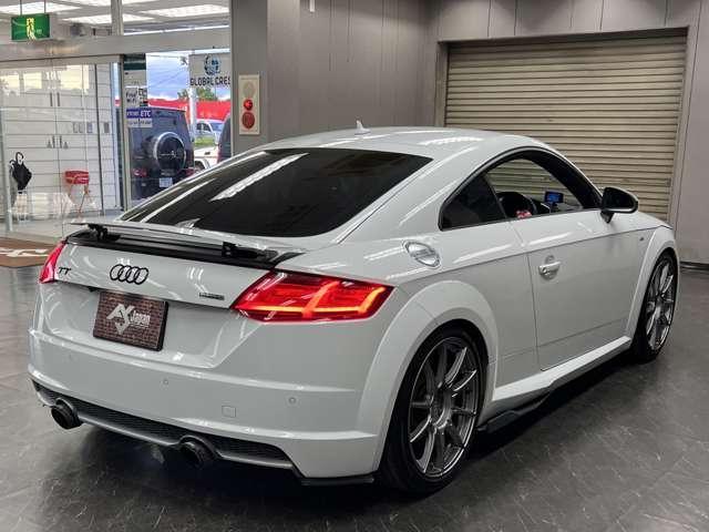 アウディ TT クーペ 2.0 TFSI クワトロ Sラインパッケージ 4WD 2015 sat-0068172-19