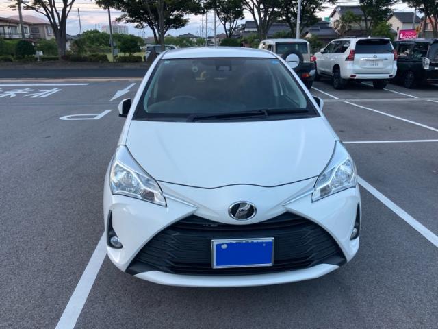 Main car image