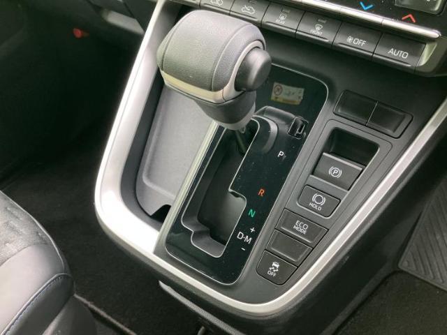 トヨタ ヴォクシー 4WD_S 2023 sat-0065993-17