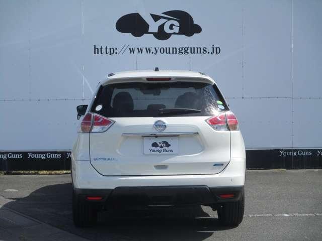 ニッサン エクストレイル 2.0 20X Emergency Brake Package 2-Row 2016 sat-0068198-16