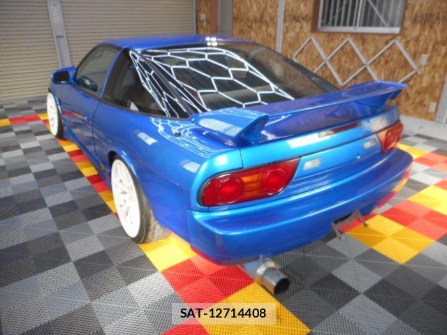 Nissan 180SX 1995-09 4364732-15