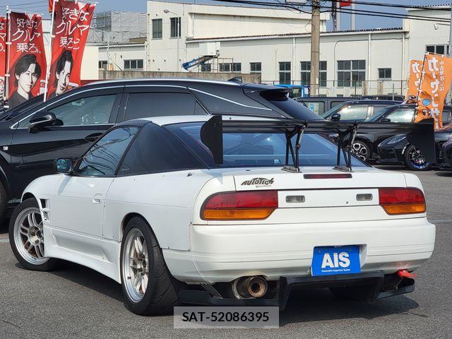 Nissan 180SX 1994-11 5858747-13