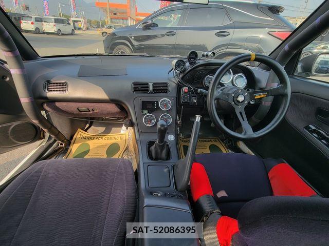 Nissan 180SX 1994-11 5858747-21