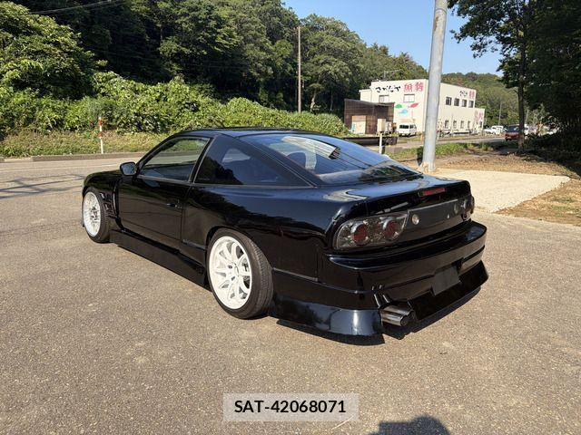 Nissan 180SX 1992-08 7451756-10