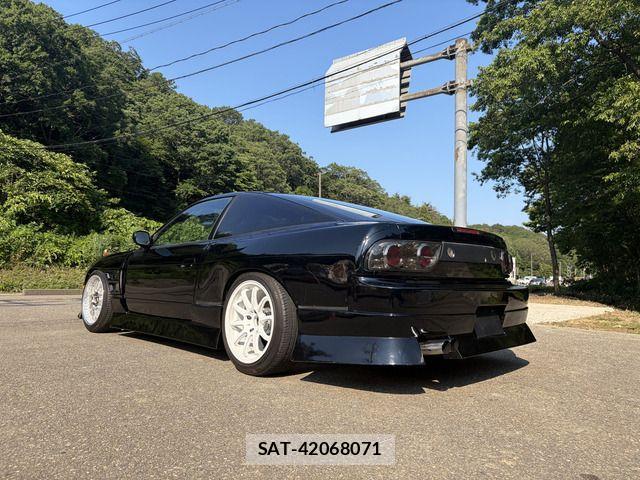 Nissan 180SX 1992-08 7451756-11