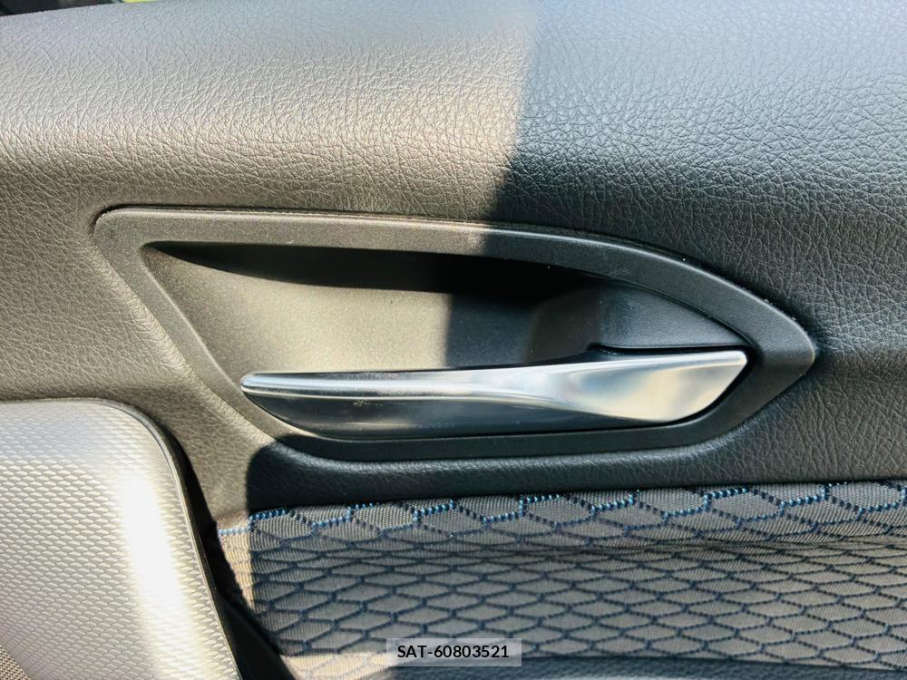 Bmw 1 SERIES 2013-08 8120453-20