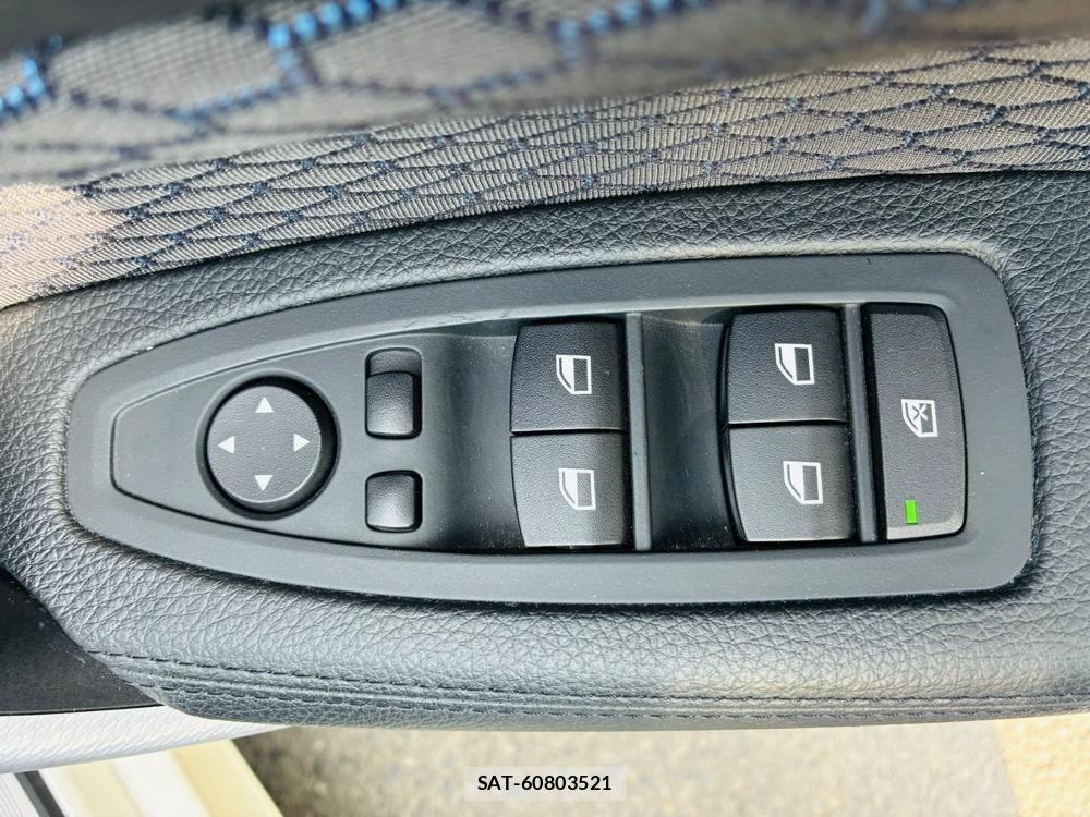 Bmw 1 SERIES 2013-08 8120453-21