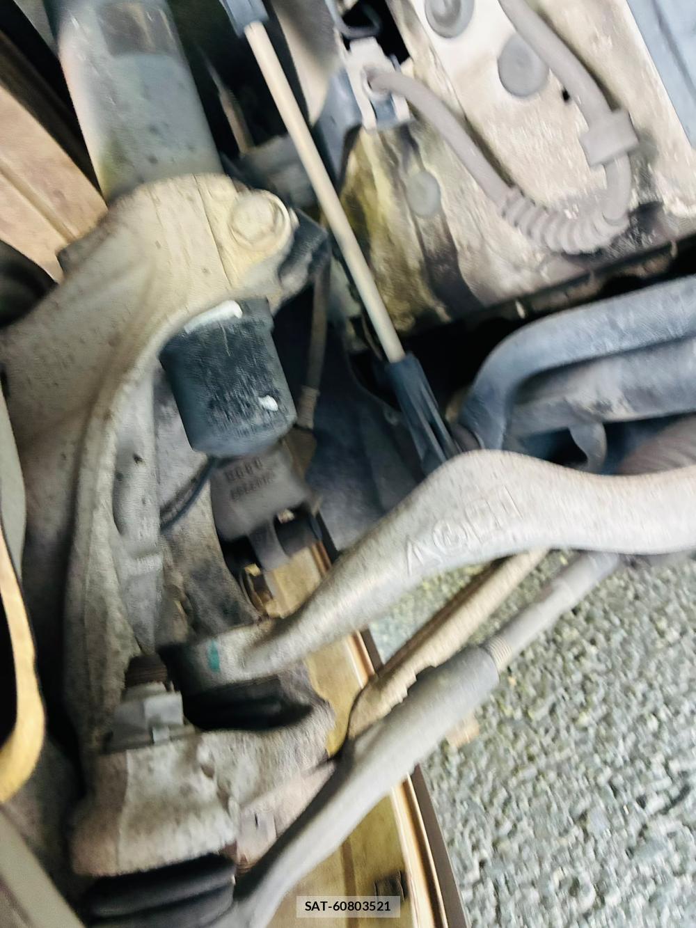 Bmw 1 SERIES 2013-08 8120453-33
