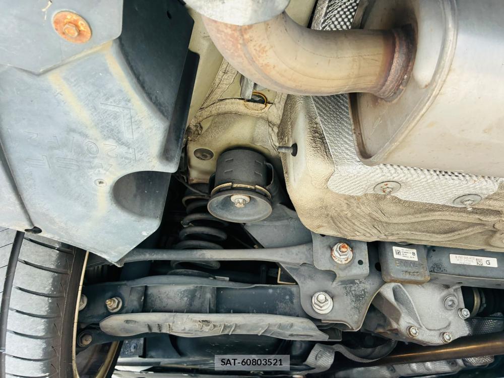 Bmw 1 SERIES 2013-08 8120453-35