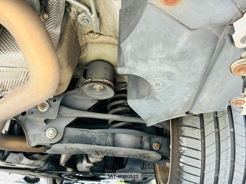 Bmw 1 SERIES 2013-08 8120453-36
