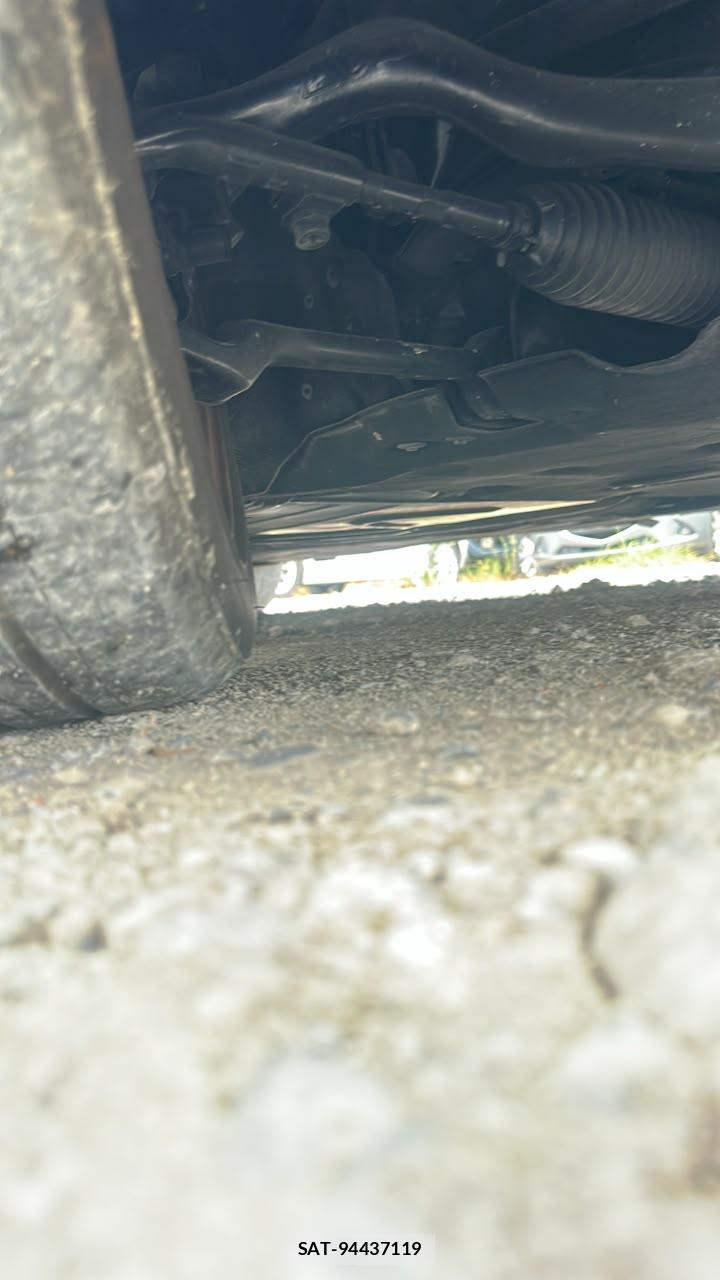 Bmw 1 SERIES 2014-02 7490263-30