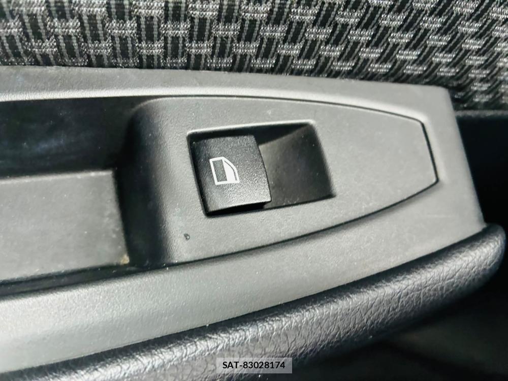 Bmw 2 SERIES 2016-03 7383194-23