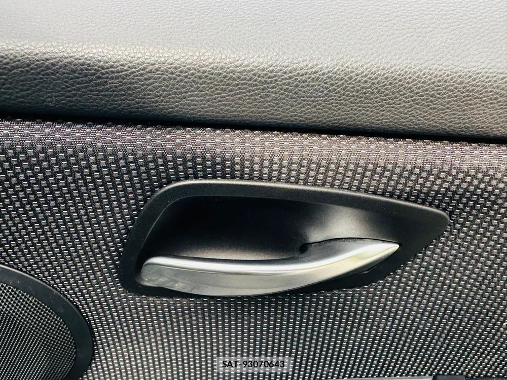 Bmw 3 SERIES 2010-03 7402672-19