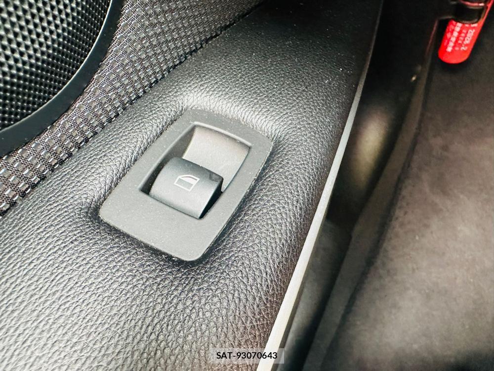 Bmw 3 SERIES 2010-03 7402672-22