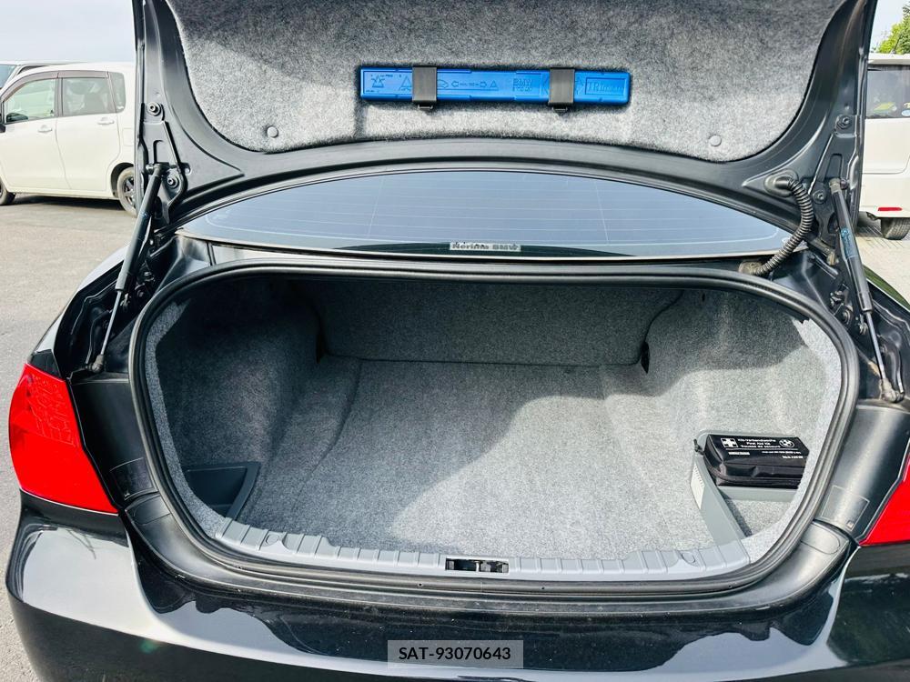 Bmw 3 SERIES 2010-03 7402672-23