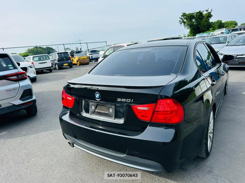 Bmw 3 SERIES 2010-03 7402672-4