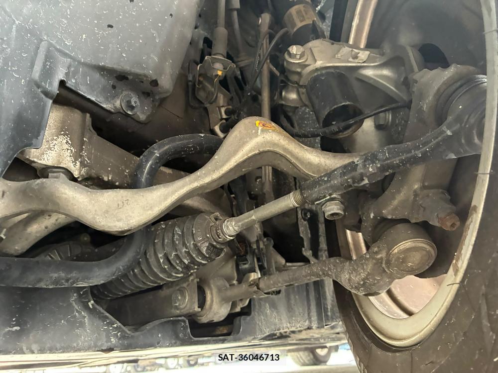 Bmw 3 SERIES 2011 7266919-33