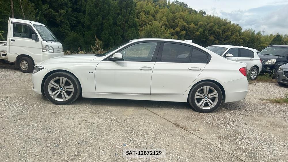 Bmw 3 SERIES 2013-01 7497284-1
