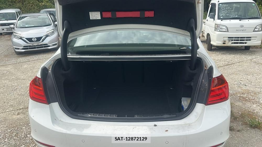 Bmw 3 SERIES 2013-01 7497284-22