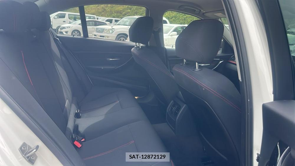 Bmw 3 SERIES 2013-01 7497284-8