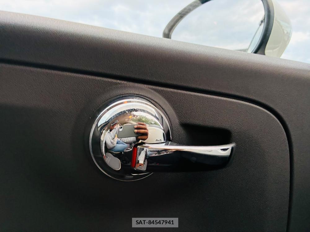 Fiat 500 2017-10 8029565-17