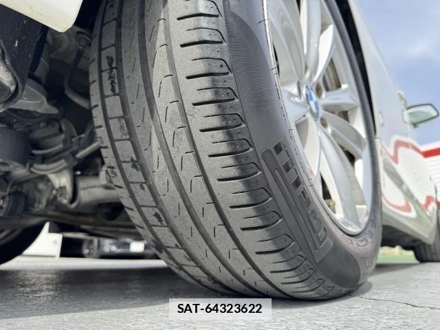 Bmw 5 SERIES 2013-03 4171464-8
