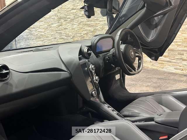 McLaren 720S 2021-11 7324611-11