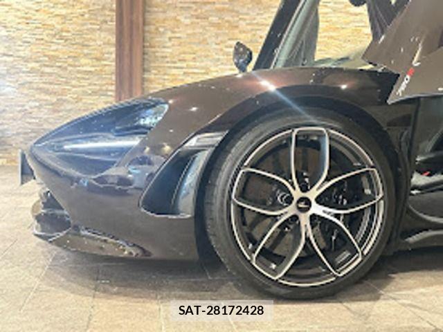 McLaren 720S 2021-11 7324611-7