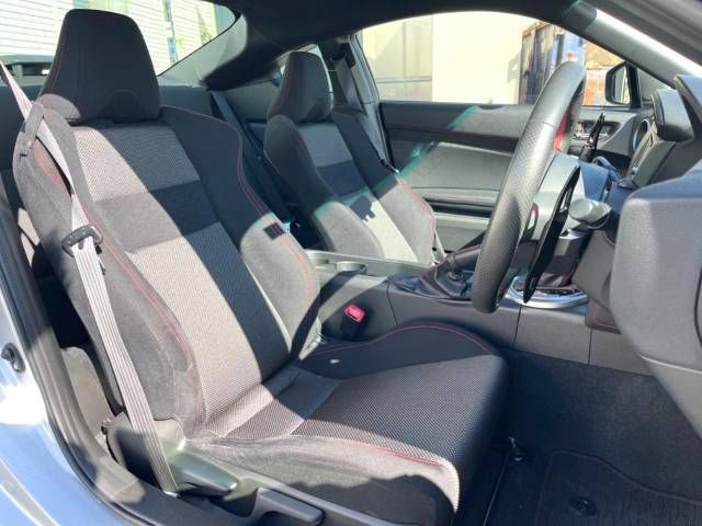 Toyota 86 2012-06 487762-8