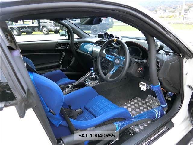 Toyota 86 2013-11 606217-9