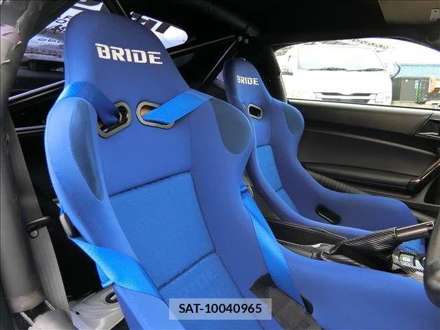 Toyota 86 2013-11 606217-14