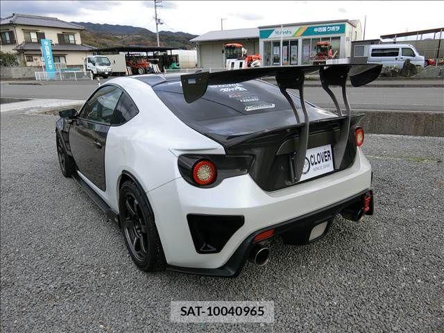 Toyota 86 2013-11 606217-6