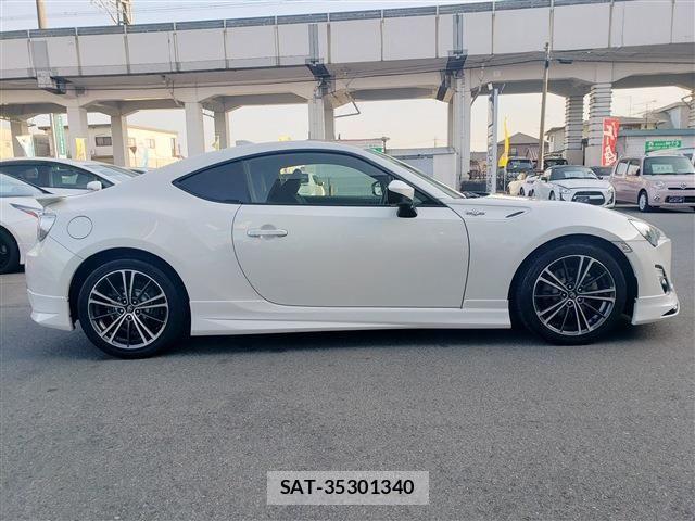 Toyota 86 2016-06 1013614-2