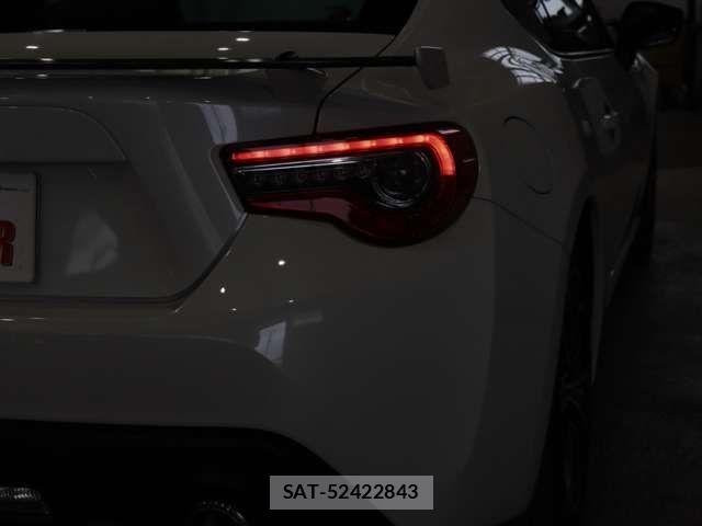 Toyota 86 2018-10 1059660-14