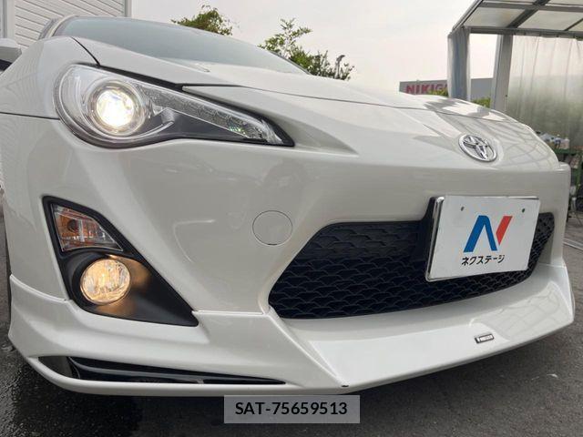 Toyota 86 2014-08 1134739-2