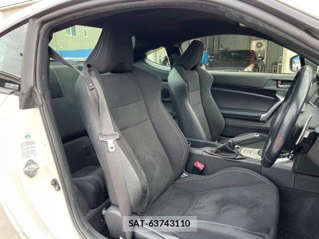Toyota 86 2016-08 1289598-7