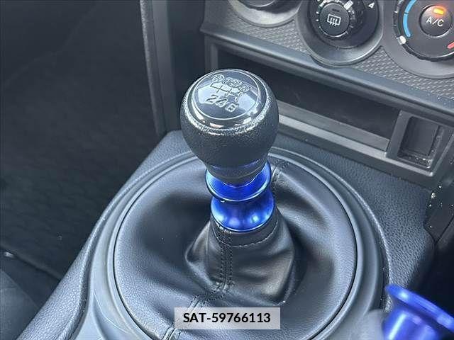Toyota 86 2016-10 1353122-6