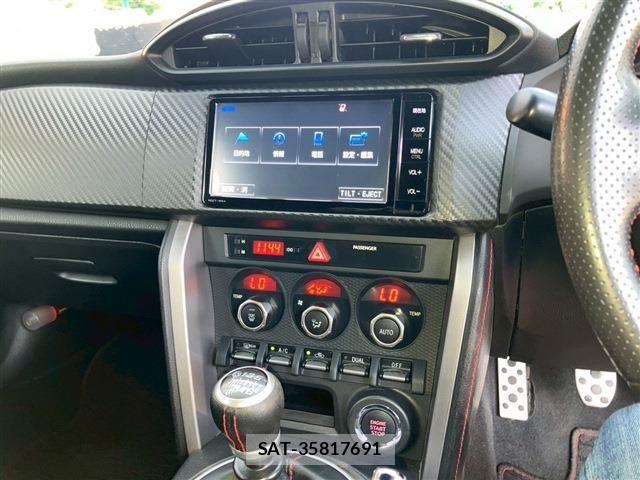 Toyota 86 2014-11 2772995-10